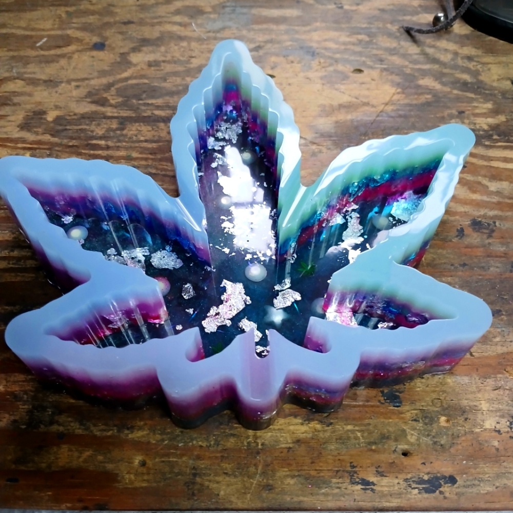 Multicolor Resin Handmade Trinket Trays And Grinders